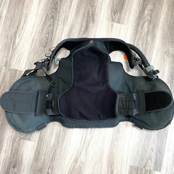 Nekton by XS Scuba Buoyancy Compensator Jacket BC Weight-Integrated Unisex Small - Picture 9 of 11